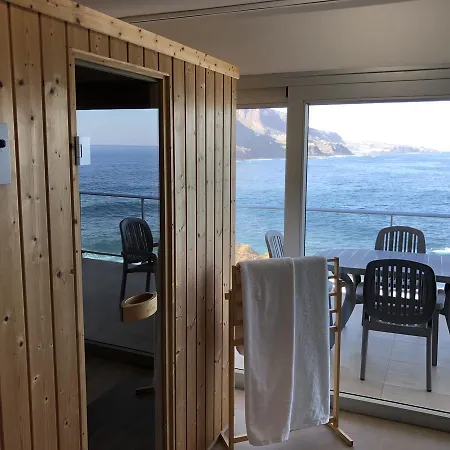 The Sea Front Fisherman's House * לוס ריאלחוס